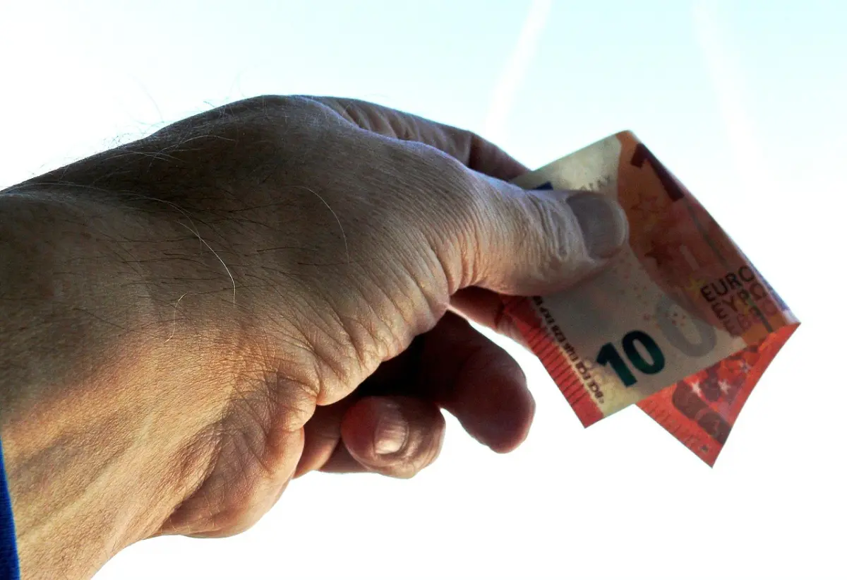 Meerdere offertes vergelijken thuisaccu zo bespaar je tot €3.000